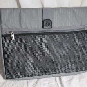 Samsonite Laptop Sleeve Grey Zippered Mesh Outer Pocket Hook and Loop Closure